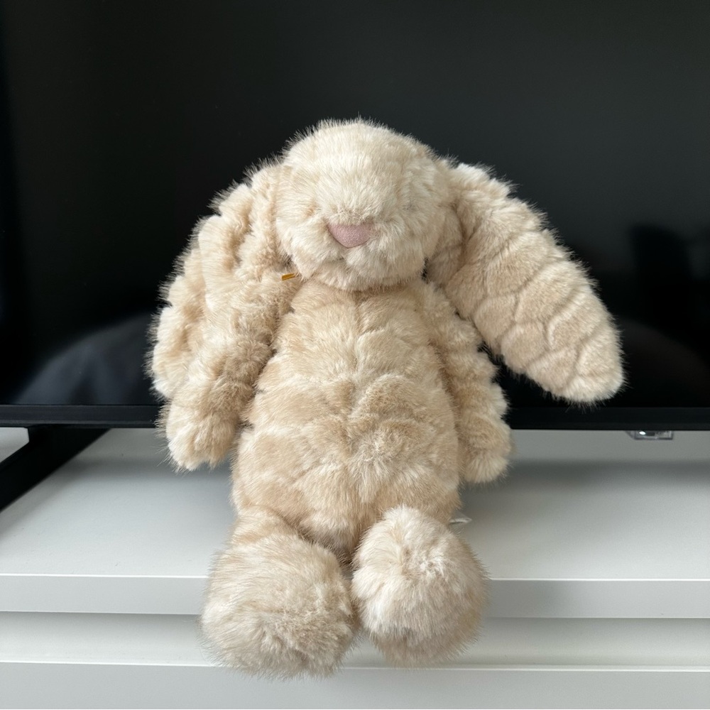Jellycat LA Exclusive Franilla Luxe Bunny NWT